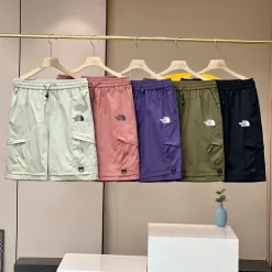 Premium The North Face Shorts Schwarze Polyester-Karokollektion