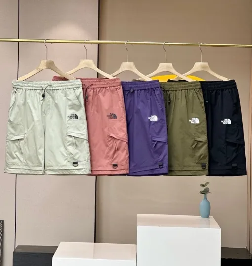 Premium The North Face Shorts Schwarze Polyester-Karokollektion