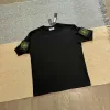 Hochwertige Stone Island Kurzarm-Logo-Kollektion aus schwarzer Baumwolle