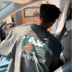 Hochwertige Kurzarm-Logo-Kollektion von The North Face aus schwarzer Baumwolle