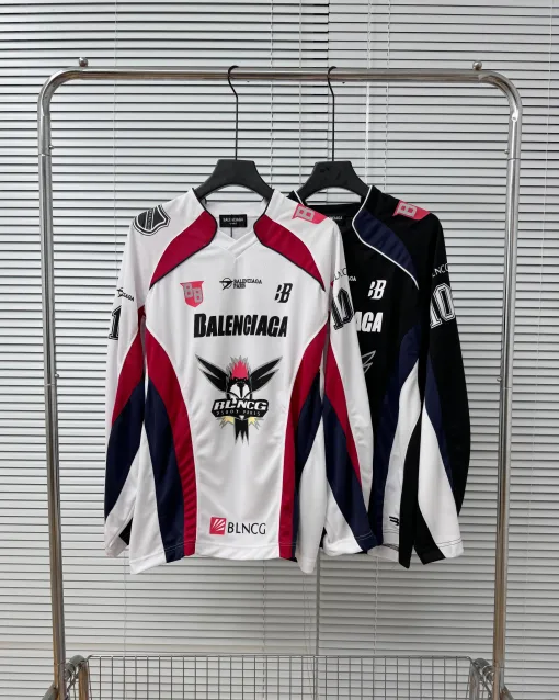 Hochwertige Balenciaga-Kollektion mit langen Ärmeln und schwarzem Jersey-Print