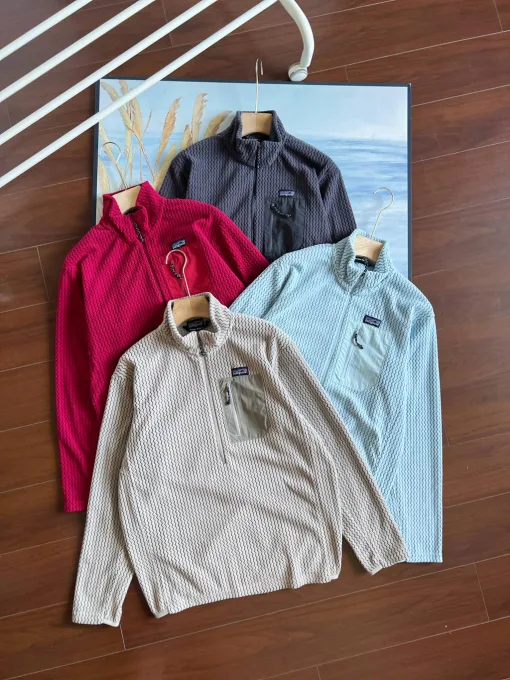 Premium Patagonia Mantel in schwarzem Fleece-Stil