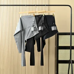 Hochwertige Zegna Hose aus schwarzer Seide, lässiger Luxus