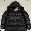 Hochwertige Daunenjacke von Canada Goose in der Black Collection