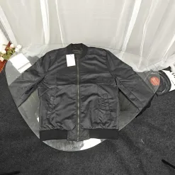 Hochwertige Dior-Mäntel aus Polyester mit Stickereien, Luxus