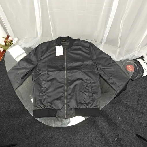 Hochwertige Dior-Mäntel aus Polyester mit Stickereien, Luxus