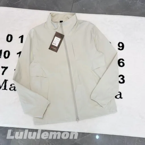 Luxuriöse Lululemon-Jacke in Schwarz, atmungsaktiv