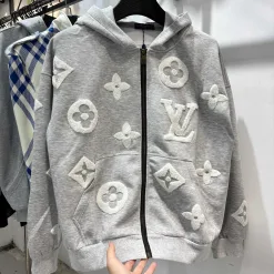 Premium Qualität Louis Vuitton Mäntel Grau Stickerei Luxus