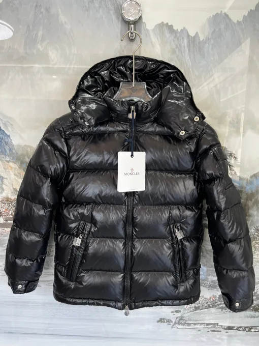 Premium Moncler Jacken Weiß Nylon Bestickt Stil