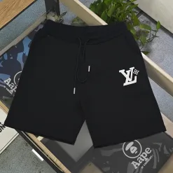 Bestseller Louis Vuitton Shorts im schwarzen Logo-Stil