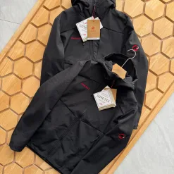 Luxus Mammut Jacke Red Classic Kollektion