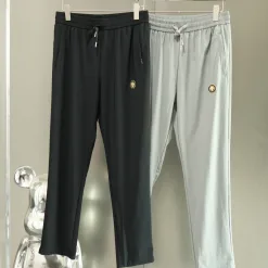 Hochwertige Descente-Hose aus schwarzer Seide im Strass-Stil