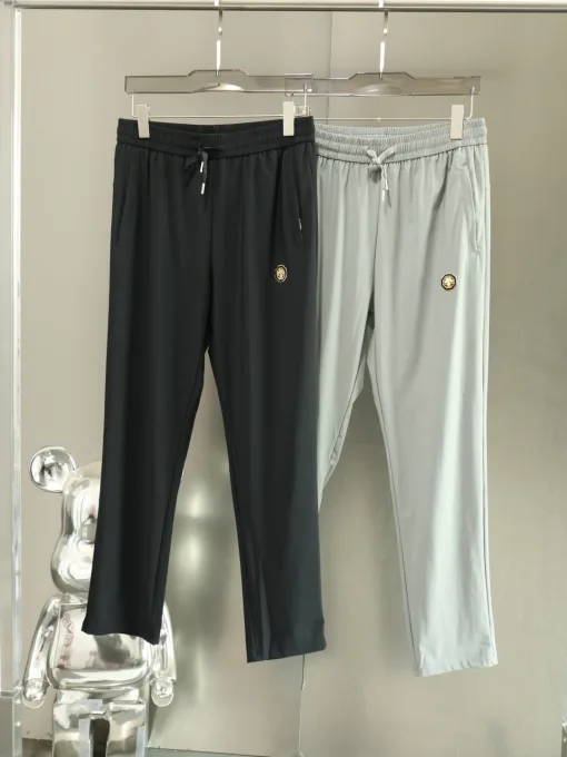 Hochwertige Descente-Hose aus schwarzer Seide im Strass-Stil