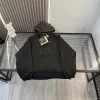 Luxus-Armani-Jackenkollektion