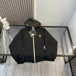 Bestseller-Jackenkollektion von Burberry