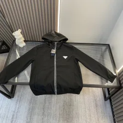 Bestseller Prada Mantel Weiß Luxus