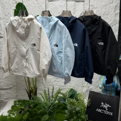 Premium The North Face Jacken Urban Luxury
