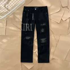 Premium Ami Jeans Leder im klassischen Stil