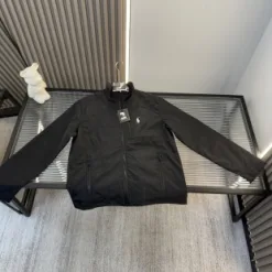 Hochwertiger Mantel im bestickten Stil von Ralph Lauren