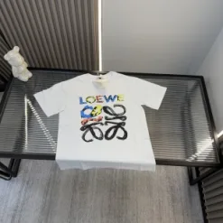 Bestseller Loewe Kurzarm-Stil