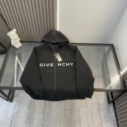 Luxus-Jackenkollektion von Givenchy