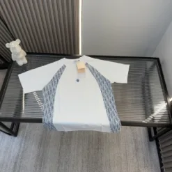 Premium Dior Kurzarm-Kollektion mit Stickerei