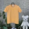Hochwertiges Burberry-Shirt mit kurzen Ärmeln und Stickereien aus Baumwolle
