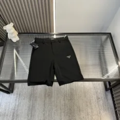 Premium Prada Shorts Seidenkollektion