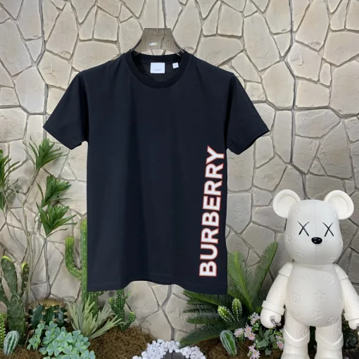 Hochwertiges Burberry Kurzarm-Logo-Shirt aus schwarzer Baumwolle