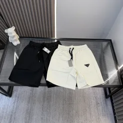 Hochwertige Prada Shorts Luxus