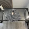 Hochwertige Dior-Shorts im Monogramm-Stil