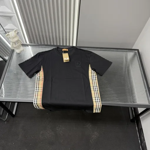 Luxuriöse Burberry Kurzarm-Patchwork-Kollektion
