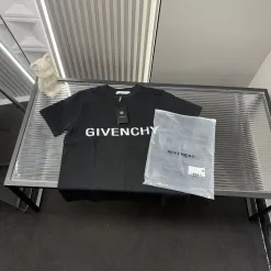 Hochwertiger Givenchy Kurzarm-Strickklassiker für Luxus
