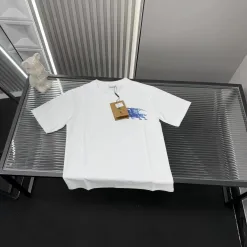 Hochwertiger Burberry-Stil mit kurzen Ärmeln
