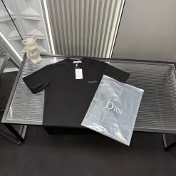Bestseller Dior Kurzarm Schwarzer Stil