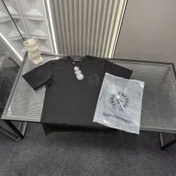 Bestseller Chrome Hearts Kurzarm-Kollektion mit schwarzer Stickerei