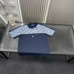 Bestseller: Dior Kurzarmhemd im Marineblau-Monogramm-Stil