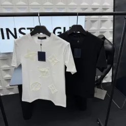 Bestseller Louis Vuitton Kurzarm Weiß Bestickter Stil