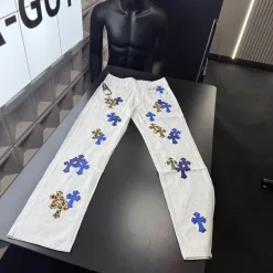 Hochwertige Chrome Hearts Hose im weißen Leder-Stil