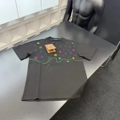 Hochwertige Louis Vuitton Kurzarm Schwarz Logo Luxus