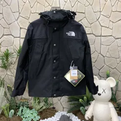 Premium Qualität The North Face Jacken Grün Atmungsaktiv Luxus