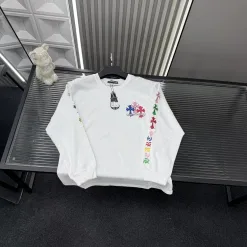 Hochwertige, langärmlige, weiße bestickte Chrome Hearts-Kollektion