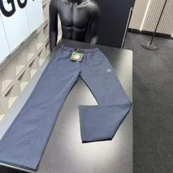 Hochwertige Mammuthose Navy Kollektion