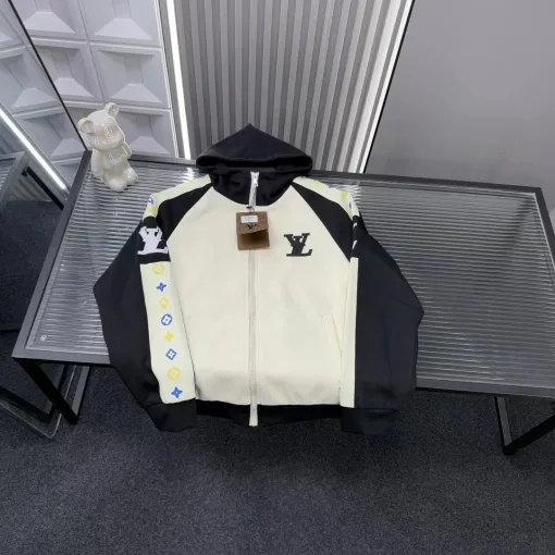 Luxus-Jacken von Louis Vuitton in Weiß mit Stickereien