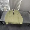 Bestseller Nike Mantel Grün Minimalistische Kollektion