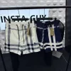 Hochwertige Burberry-Shorts aus der bestickten Kollektion in Marineblau