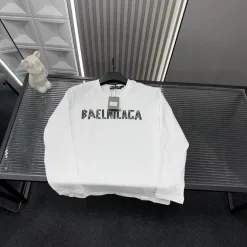 Hochwertige Balenciaga Sweatshirts White Camouflage Kollektion