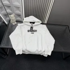 Bestseller Givenchy Jacken im weißen Stil