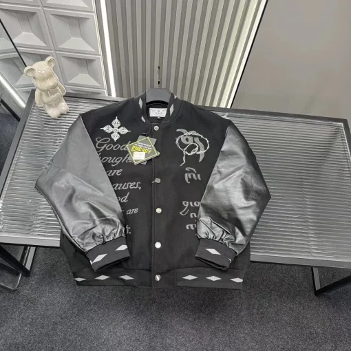 Hochwertiger Mantel aus der Logo-Kollektion von Chrome Hearts in Marineblau
