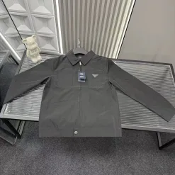 Luxus Prada Mantel Schwarz Kollektion